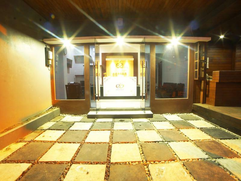 Easton Kuta Homestay Exteriör bild