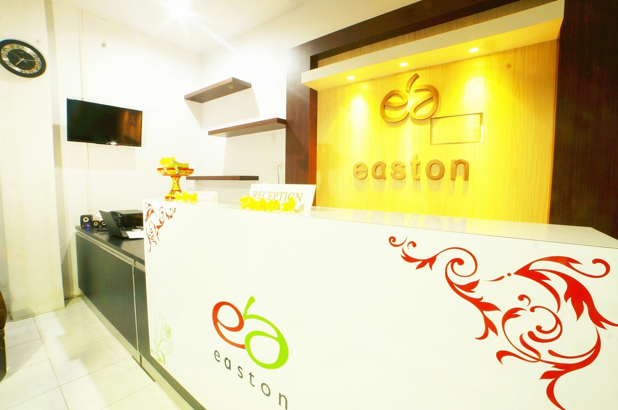 Easton Kuta Homestay Exteriör bild